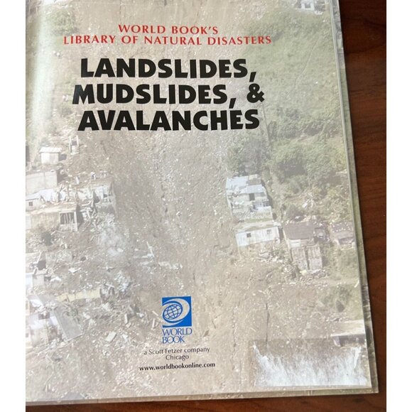 WORLD BOOK Library Of Natural Disasters Set 7 Hardcover Reference Books Vintage - Picture 16 of 16
